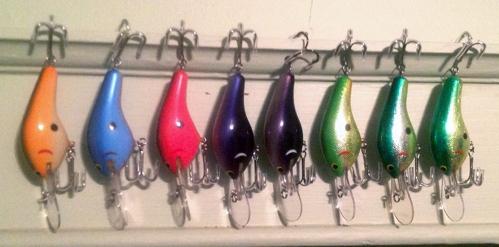 Vintage Bagley's Lure Lot DB2 Brass Hangers NOS Collector Colors Excellent  